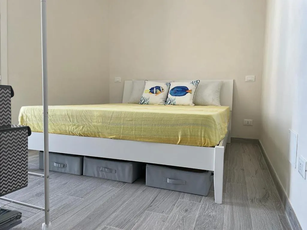 Blu Rooms Marettimo 0*,  Italy