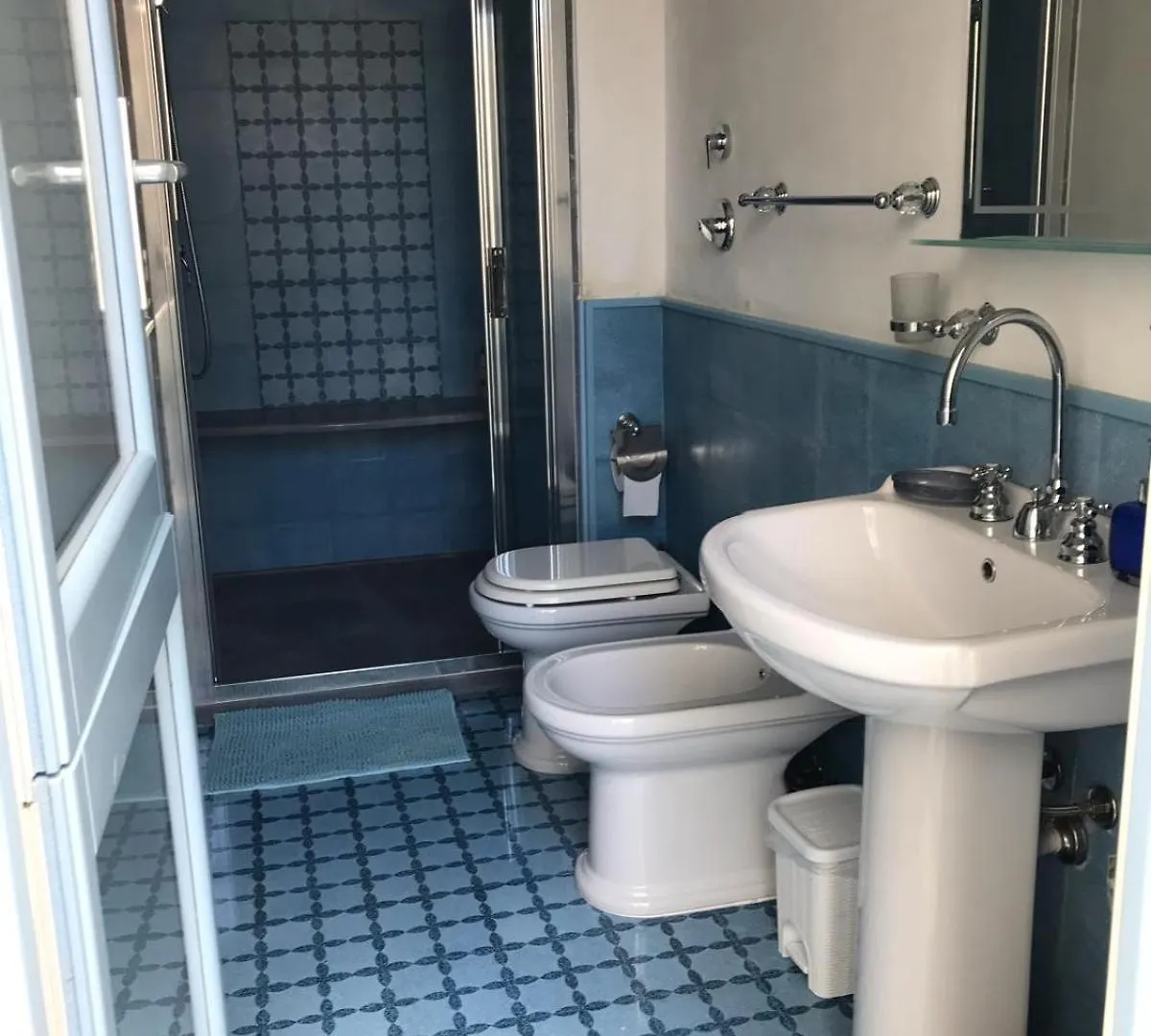 Guest house Blu Rooms Marettimo Italy
