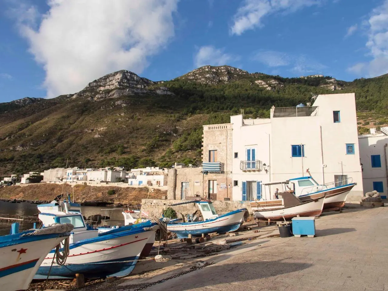 Guest house Blu Rooms Marettimo Italy
